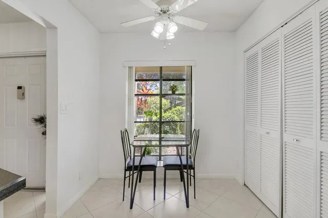 Unit 412 photo 6