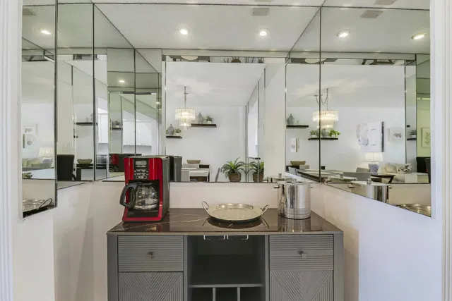 Unit 412 photo 11