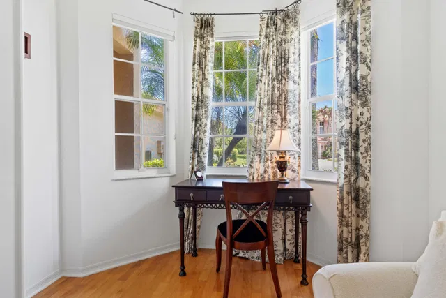Residence photo 14