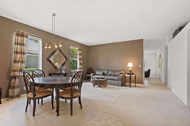 Residence photo 21