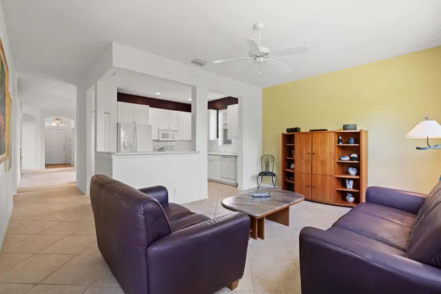 Residence photo 27