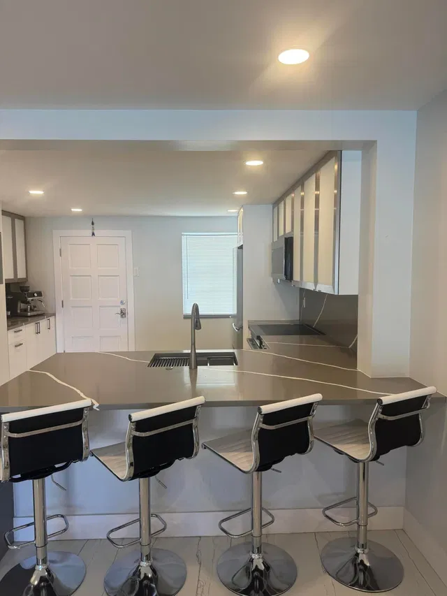 Unit 108 photo 14