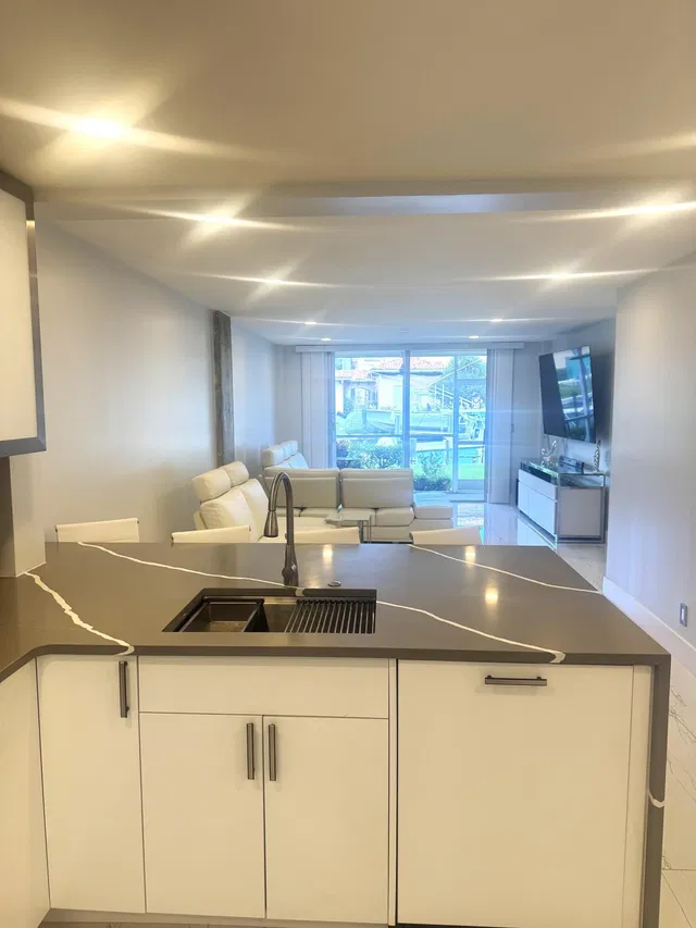 Unit 108 photo 15
