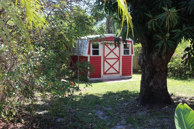 Residence photo 18