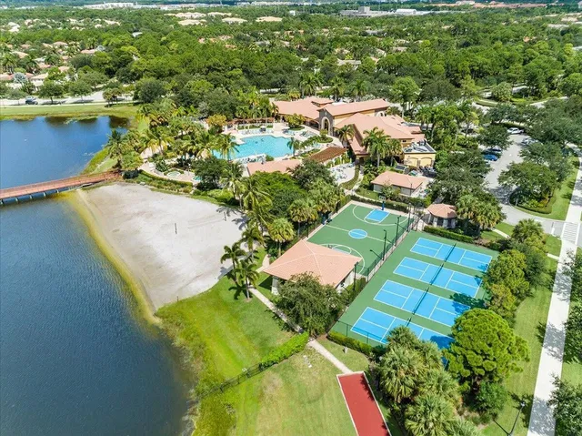 Evergrene Palm Beach Gardens Residence photo 37