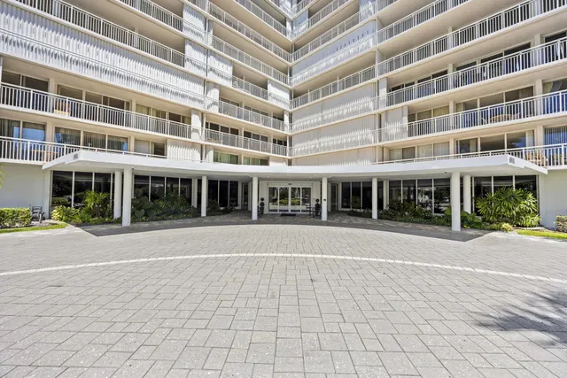 3546 S Ocean Boulevard #504
