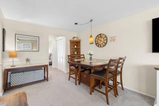 Unit 203 photo 14