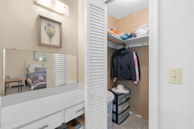 Unit 203 photo 25