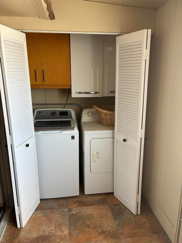 Unit 283 photo 12