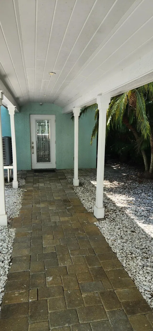 Residence photo 30