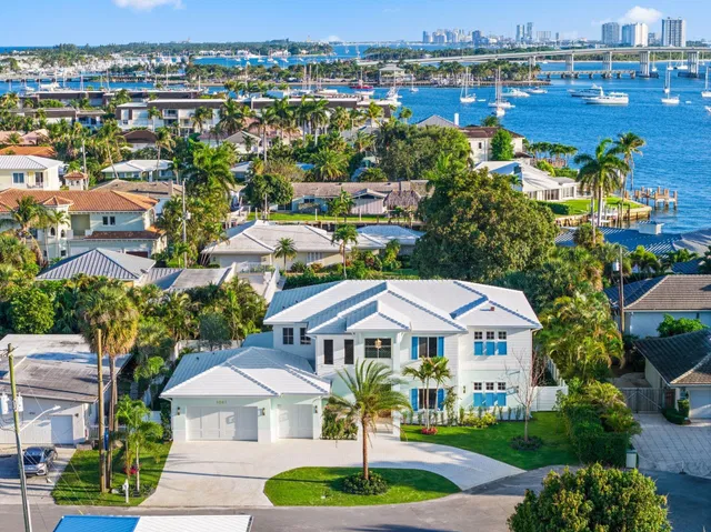 Palm Beach Isles Residence photo 9