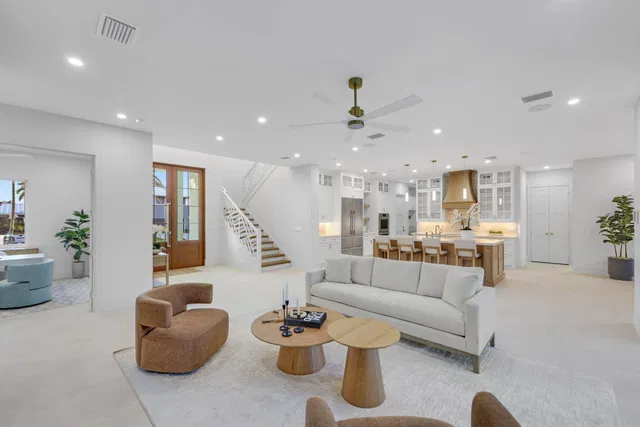 Palm Beach Isles Residence photo 17