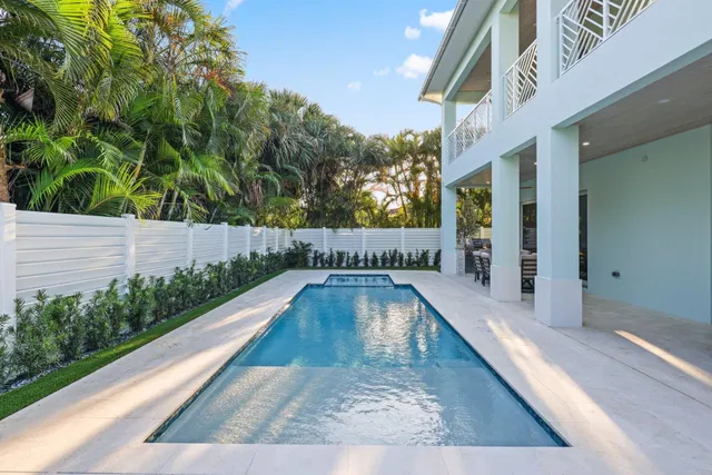 Palm Beach Isles Residence photo 47