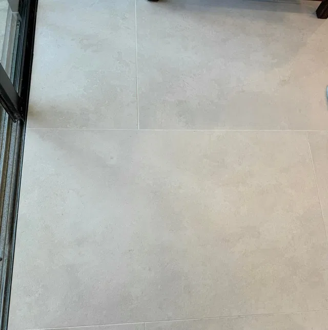 Unit 404 photo 11