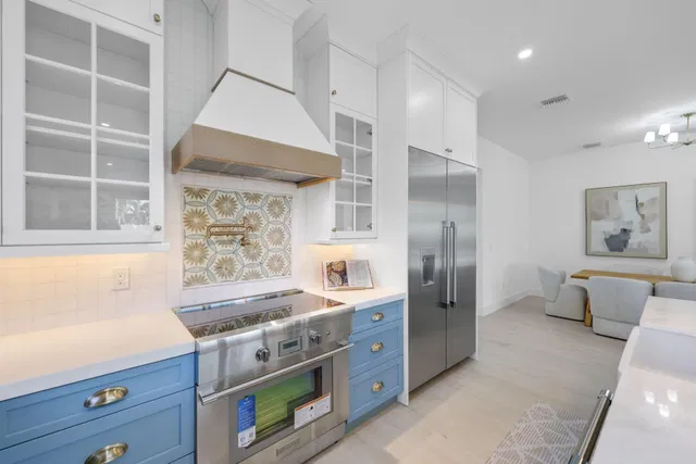 Palm Beach Shores Residence photo 10