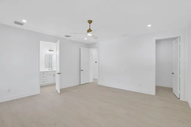 Palm Beach Shores Residence photo 29