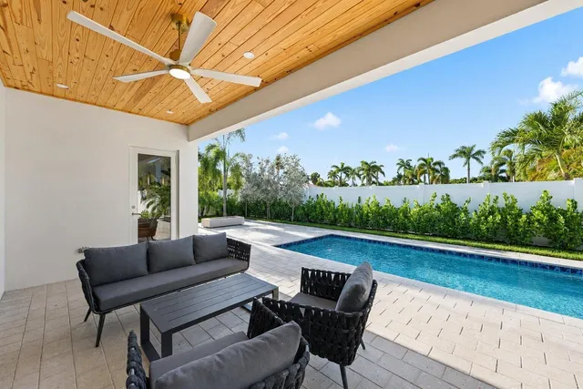 Palm Beach Shores Residence photo 35