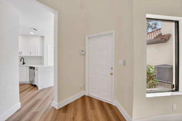  Residence photo 11