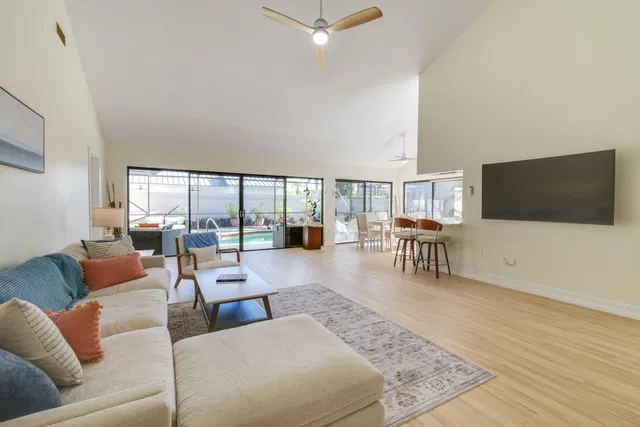  Residence photo 9