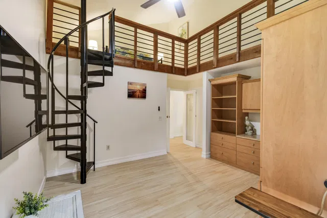  Residence photo 24