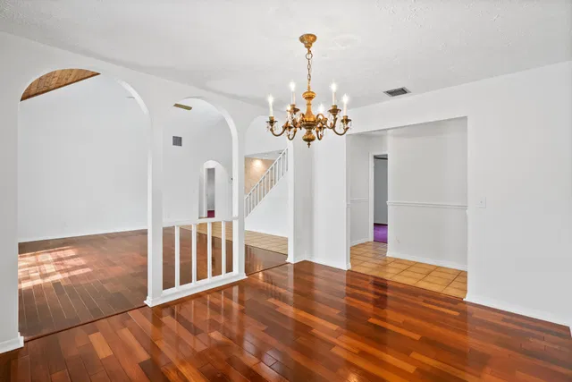 Residence photo 30