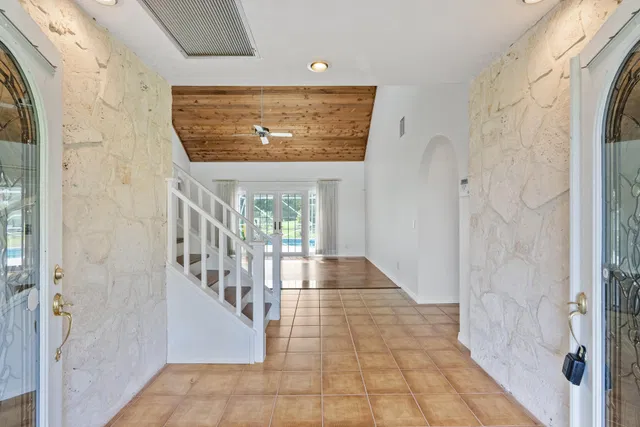 Residence photo 36