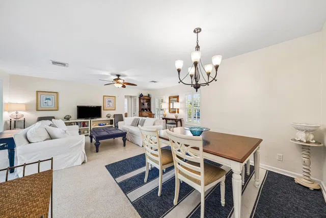 Residence photo 14
