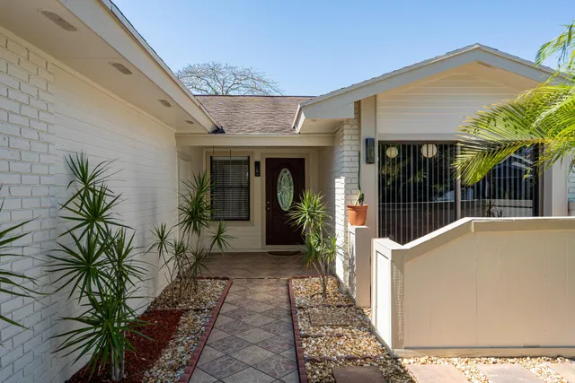 Residence photo 9