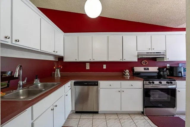 Residence photo 11