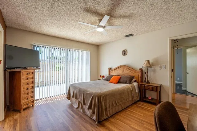 Residence photo 29