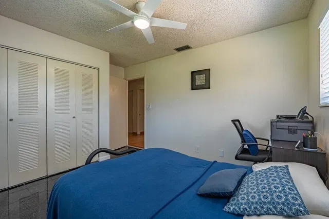 Residence photo 35