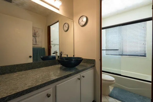 Residence photo 43