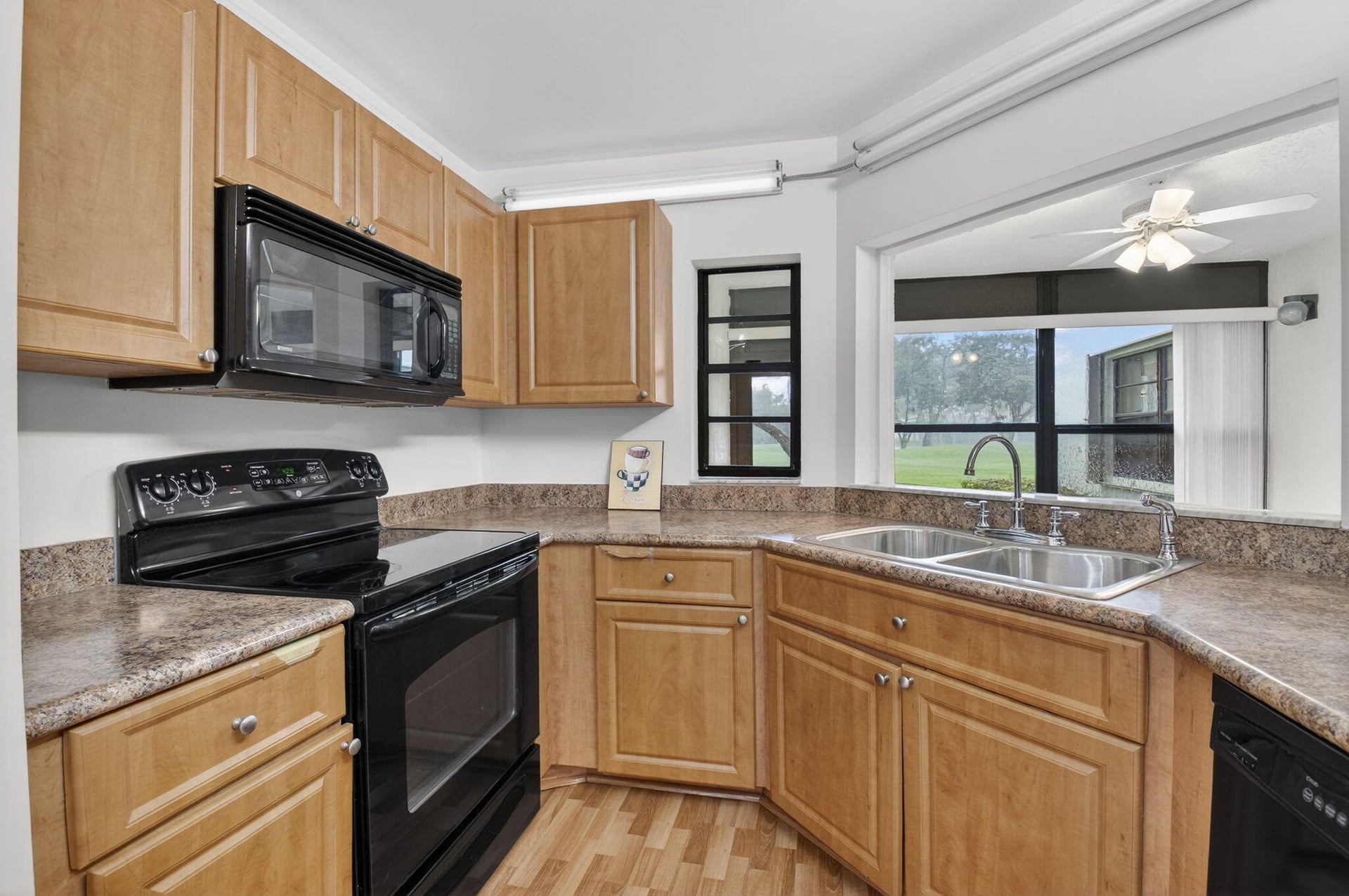 Residence photo 29