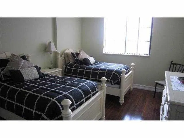 233 S Federal Boca Unit 321 photo 8