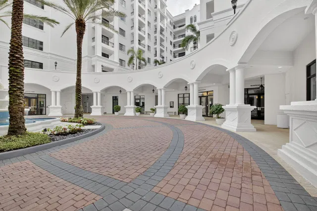 233 S Federal Boca Unit 321 photo 22