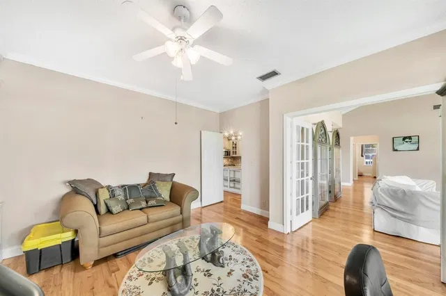 Residence photo 44