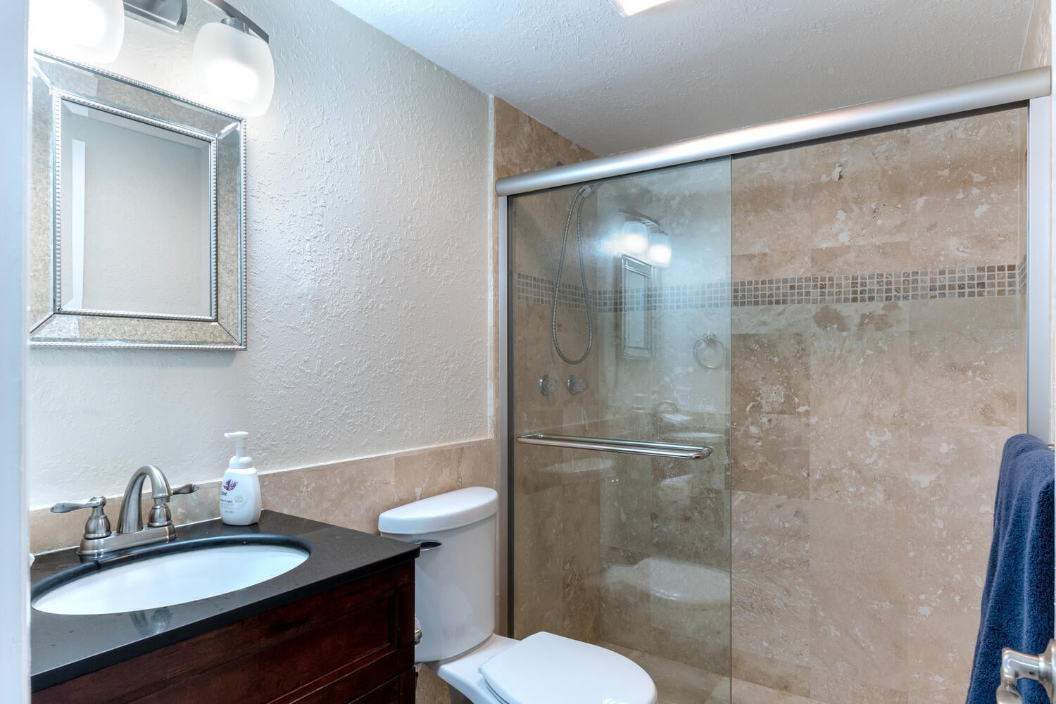 Unit 305 photo 14
