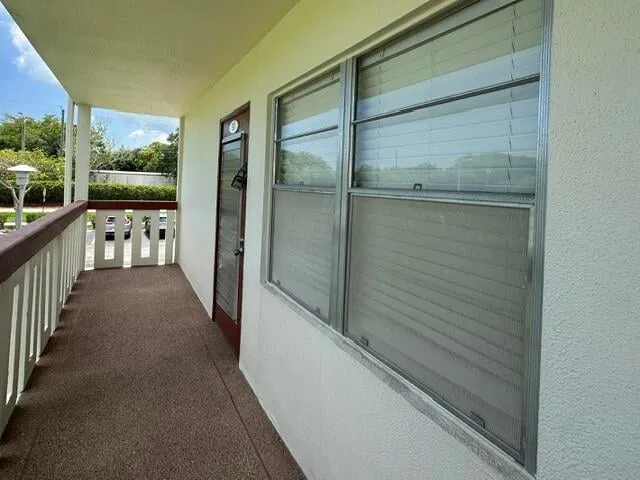 Residence photo 2