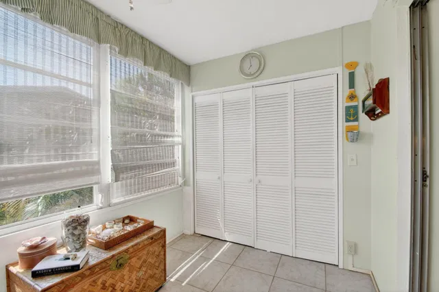 Unit 204 photo 20