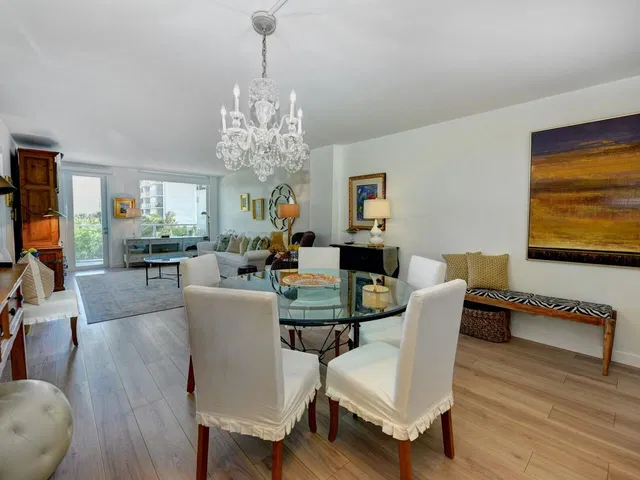 The Patrician of Palm Beach Unit 324 photo 7