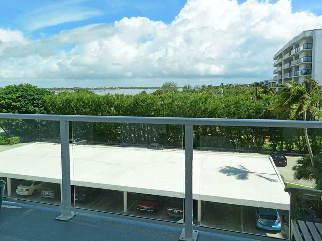 The Patrician of Palm Beach Unit 324 photo 8