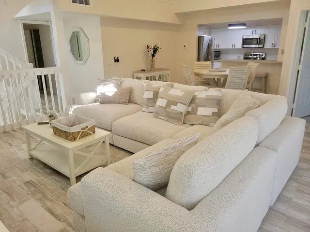Residence photo 3