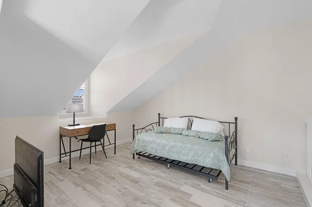 Residence photo 25