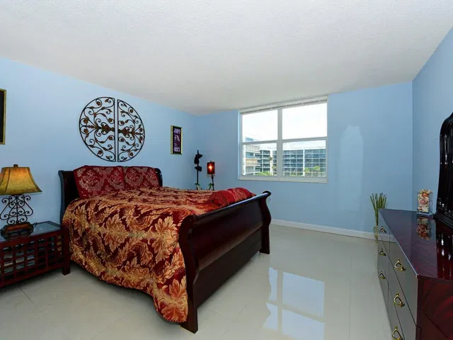 The Patrician of Palm Beach Unit 308 photo 15