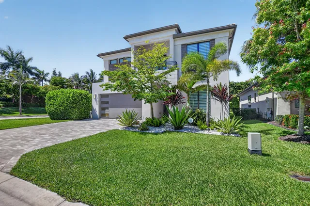 Boca Bridges Residence photo 3