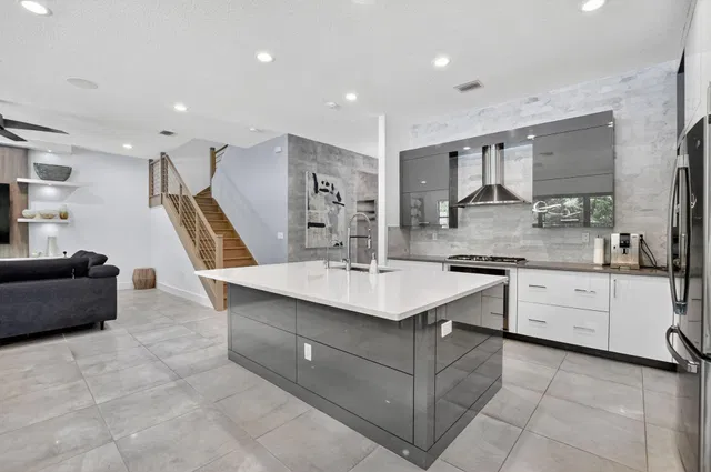 Boca Bridges Residence photo 7