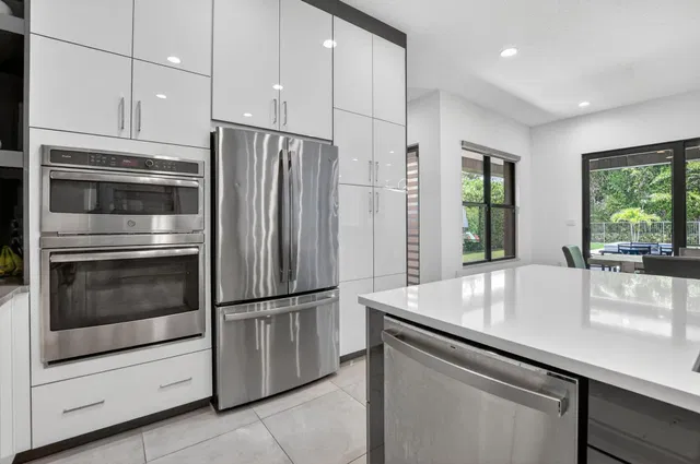 Boca Bridges Residence photo 9