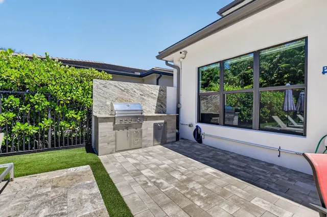 Boca Bridges Residence photo 27