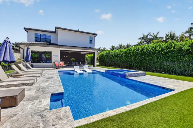 Boca Bridges Residence photo 29