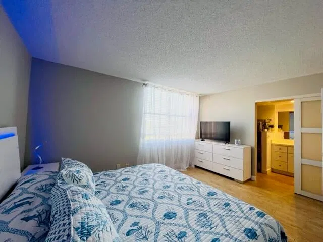 Unit Apt 502 photo 12